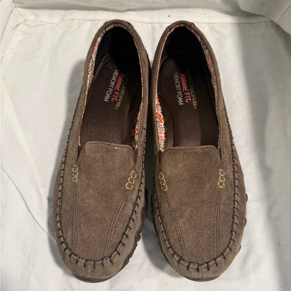 Skechers Relaxed Fit Memory Foam Tan Women's Size 8